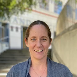 Elizabeth Tarling outside